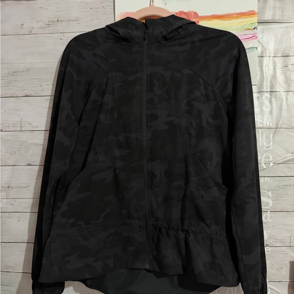 lululemon athletica pack it up Jacket - Picture 6 of 9